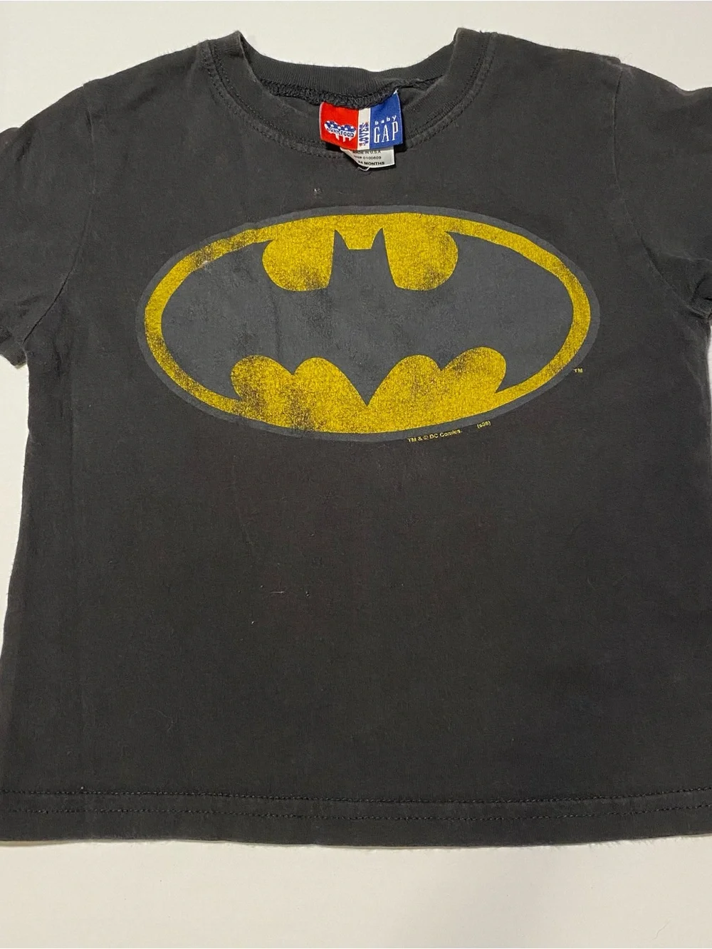 BABY GAP Y2K Bundle of 2 shirts , Batman short sleeve and navy gap tank 18-24M